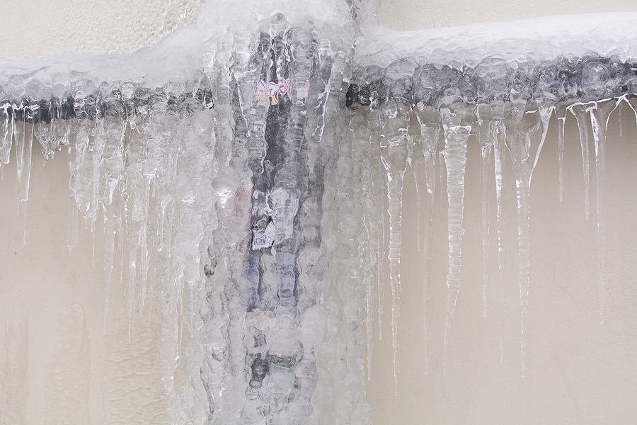 Tips for Preventing and Thawing Frozen Pipes